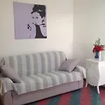 Chloe דירה *