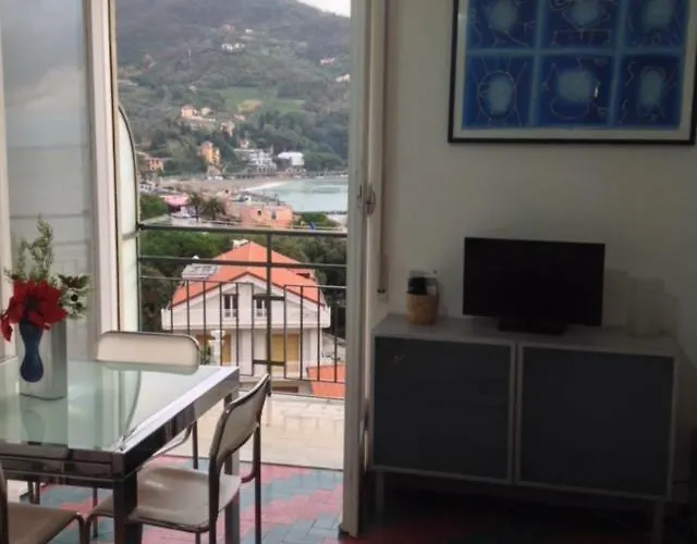 Chloé Apartamento Levanto
